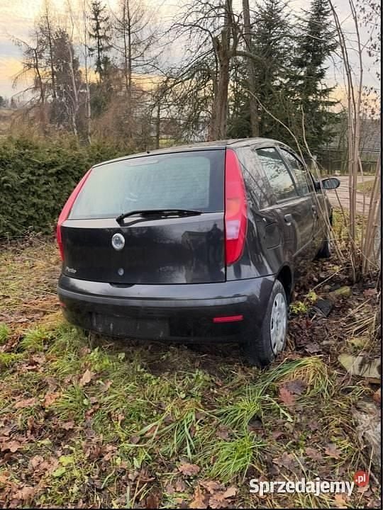 Używany Fiat Punto 2004 Czarny Hatchback