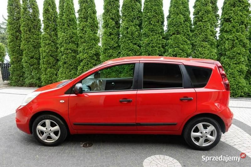 Używany Nissan Note 88 KM (64 kW) 2011 Czerwony Minivan