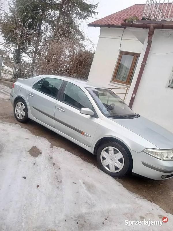 Używany Renault Laguna II 2001 Srebrny Hatchback