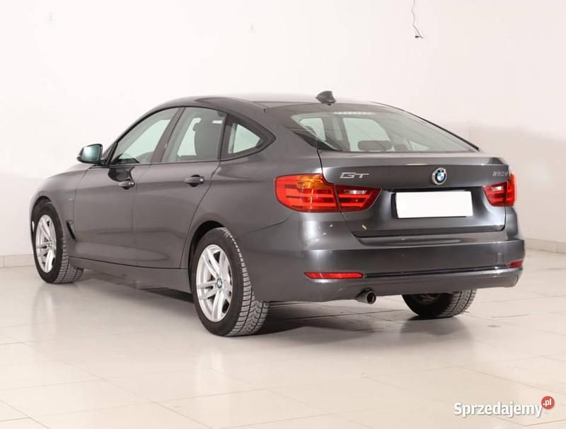 Używany BMW 320 Gran Turismo 2014 Szary Sedan/Limuzyna