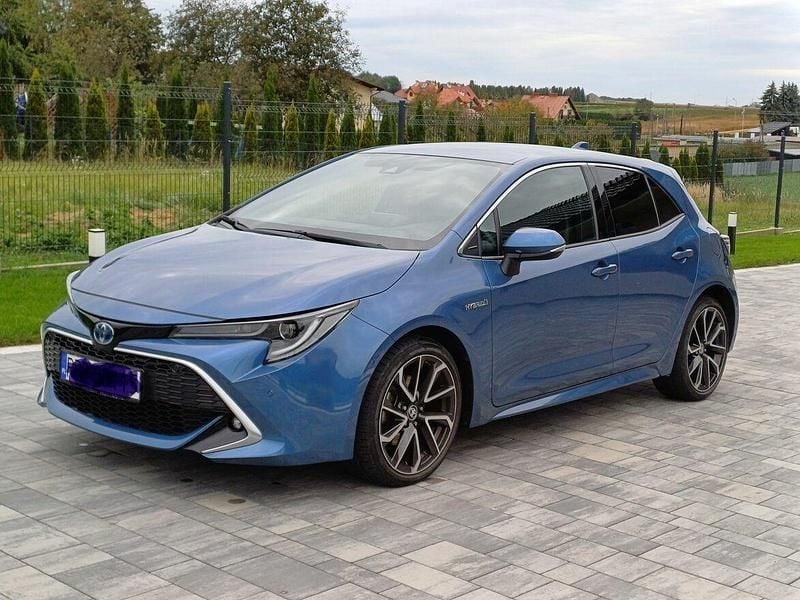 Używany Toyota Corolla 2020 Niebieski Hatchback