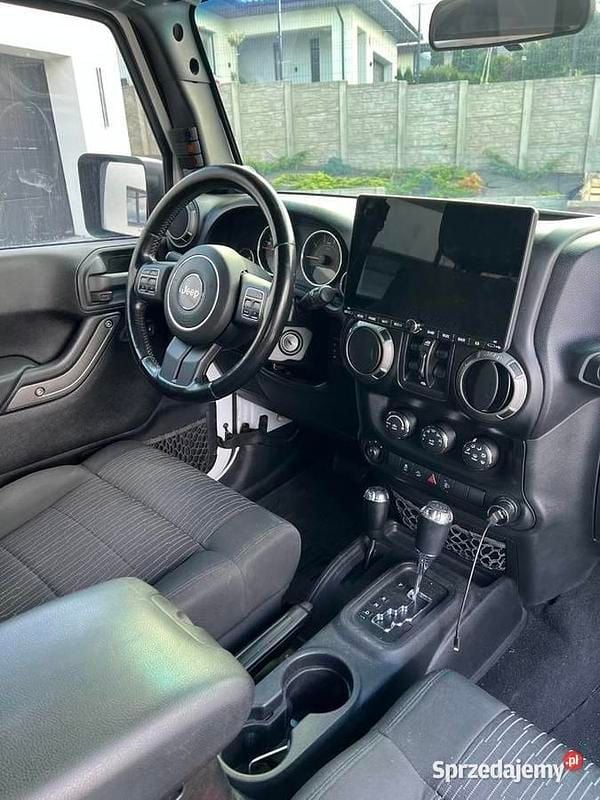 Używany Jeep Wrangler 2011 Biały SUV