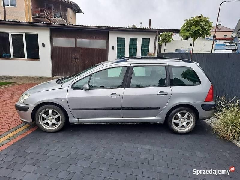 Srebrny Używany 2004 Peugeot 307 Kombi | 2700 zł (Dobra cena) - Obraz 1/4