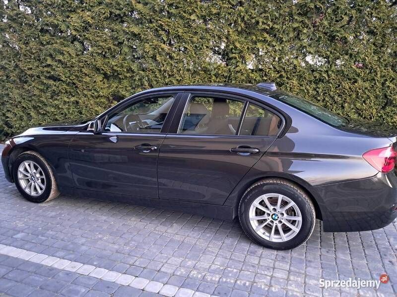 Brązowy Używany 2016 BMW 320 Sedan/Limuzyna | 51 999 zł (Super Cena) - Obraz 1/4