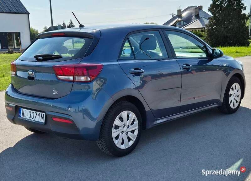 Granatowy Używany 2018 Kia Rio Hatchback | 24 900 zł (Super Cena) - Obraz 1/4