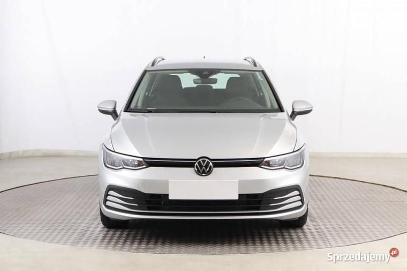 Srebrny Używany 2022 VW Golf VIII Kombi | 72 999 zł (Uczciwa cena) - Obraz 1/4