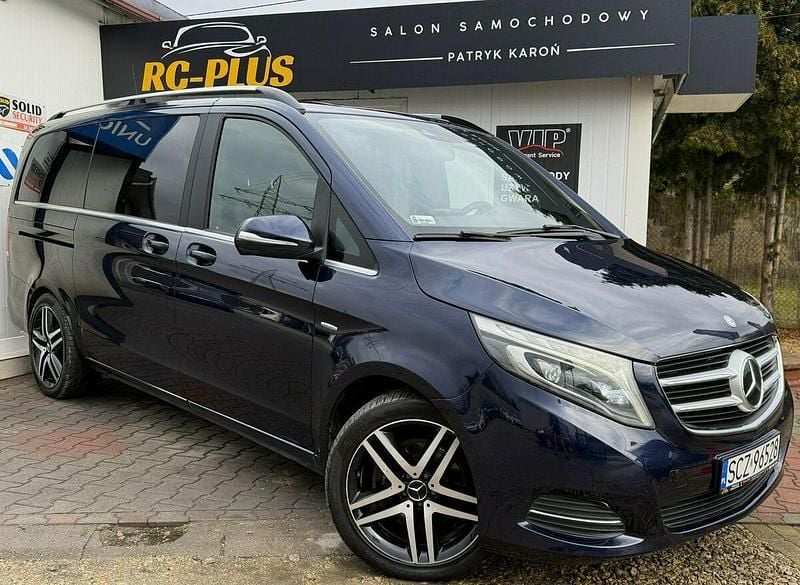 Niebieski ciemny (metalik) Używany 2016 Mercedes V250 Minivan | 159 900 zł - Obraz 1/4