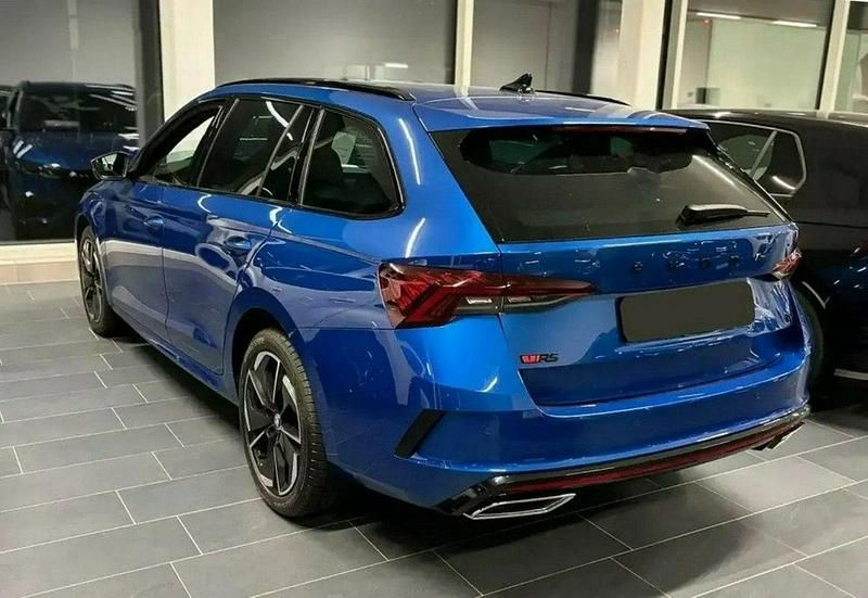 Nowe Skoda Octavia RS 265 KM (194 kW) 2025 Niebieski Kombi