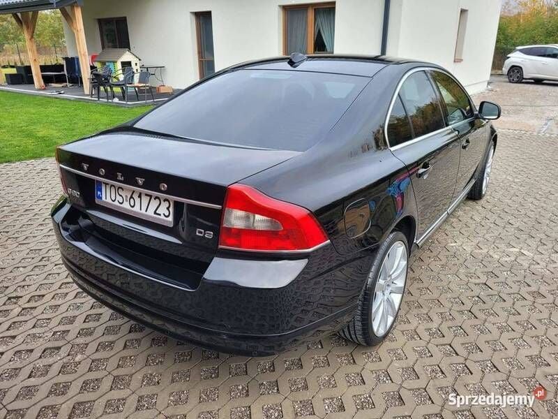 Używany Volvo S80 163 KM (119 kW) 2011 Czarny Sedan/Limuzyna