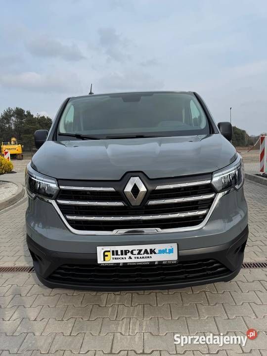 Używany 2024 Renault Trafic Van | 128 700 zł - Obraz 1/4