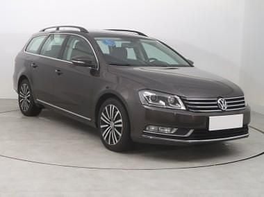 Brązowy Używany 2013 VW Passat Kombi | 38 499 zł (Uczciwa cena) - Obraz 1/4