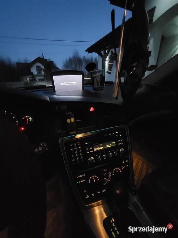 Używany Volvo V70 2006 Srebrny Kombi