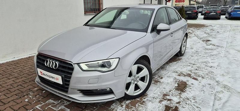 Używany Audi A3 150 KM (110 kW) 2014 Srebrny Sedan/Limuzyna