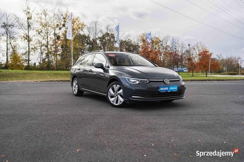 Używany VW Golf VIII 2021 Szary Kombi