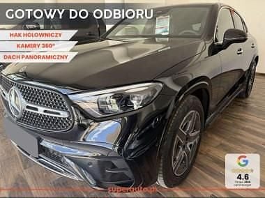 Czarny Nowe 2025 Mercedes GLC220 AMG line Coupe | 303 300 zł (Dobra cena) - Obraz 1/4
