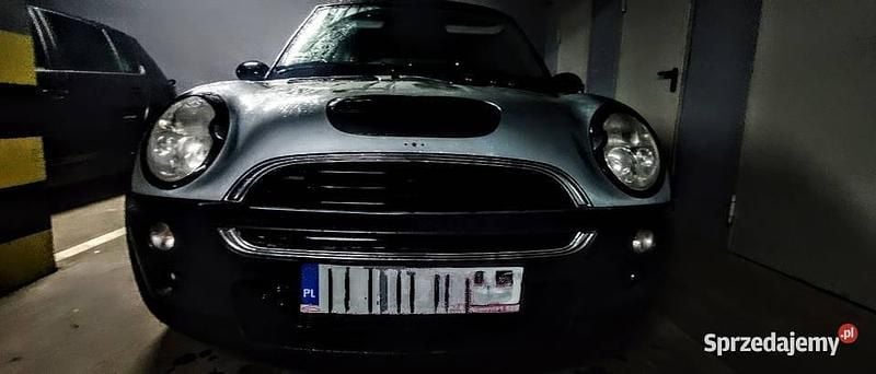 Srebrny Używany 2004 Mini Cooper S Hatchback | 6000 zł (Super Cena) - Obraz 1/4