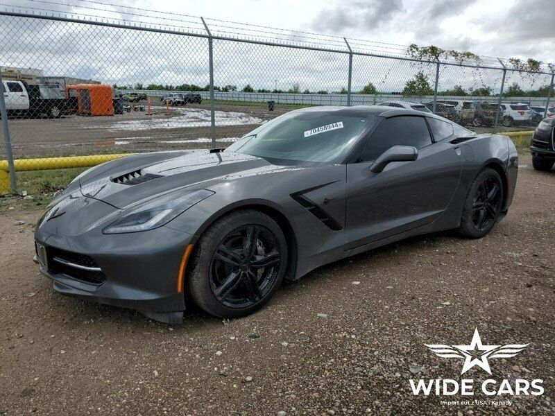 Szary (metalik) Używany 2015 Chevrolet Corvette Coupe | 89 800 zł - Obraz 1/4