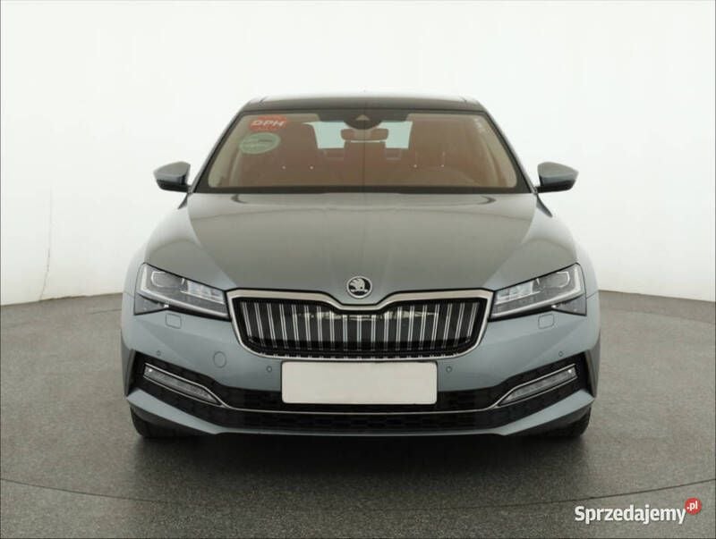 Szary Używany 2019 Skoda Superb Sedan/Limuzyna | 96 500 zł - Obraz 1/4