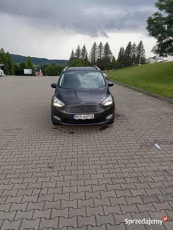 Używany Ford Grand C-Max Titanium 2016 Szary Minivan
