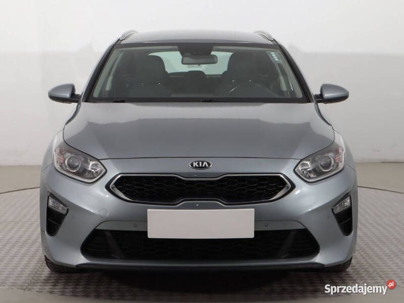 Szary Używany 2021 Kia Ceed Kombi | 54 999 zł (Uczciwa cena) - Obraz 1/4