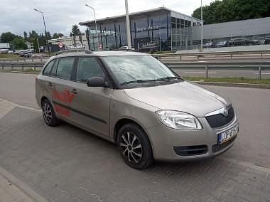 Beżowy Używany 2009 Skoda Fabia Kombi | 9900 zł - Obraz 1/4