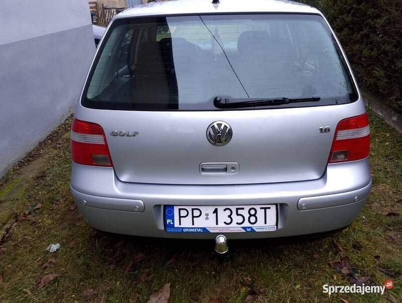 Używany VW Golf IV 2003 Srebrny Hatchback