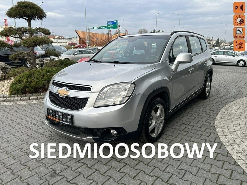 Srebrny Używany 2012 Chevrolet Orlando Sedan/Limuzyna | 26 900 zł (Uczciwa cena) - Obraz 1/4
