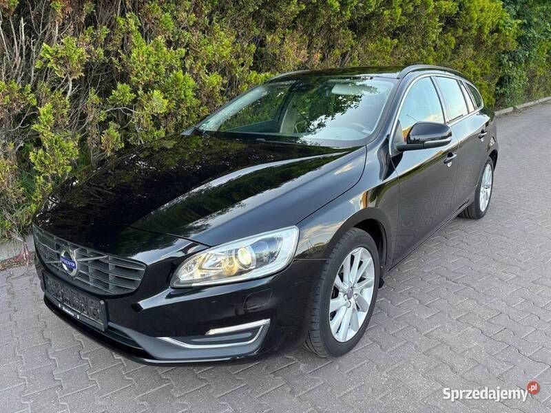 Używany 2015 Volvo V60 Kombi | 36 700 zł - Obraz 1/4
