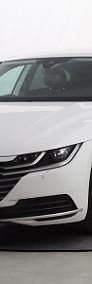 Używany VW Arteon 190 KM (139 kW) 2018 Biały Hatchback