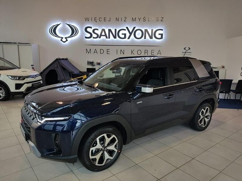 Niebieski ciemny (metalik) Używany 2023 Ssangyong (KGM) Torres SUV | 161 300 zł - Obraz 1/4