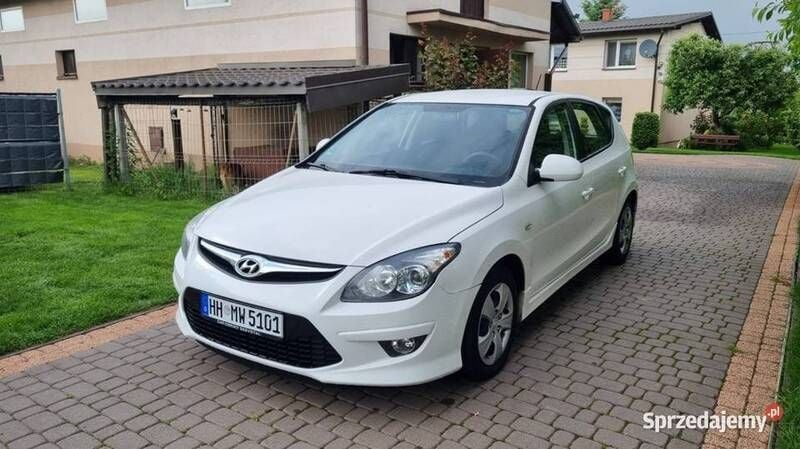 Biały Używany 2011 Hyundai i30 Hatchback | 19 900 zł (Uczciwa cena) - Obraz 1/4