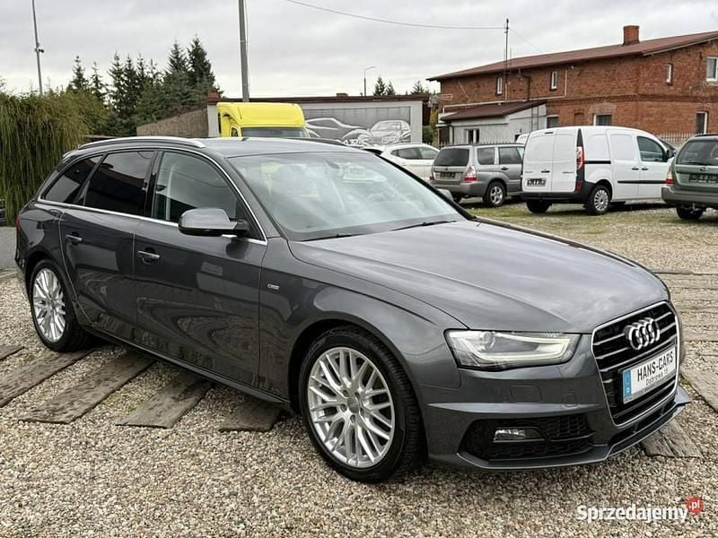 Szary Używany 2015 Audi A4 S-Line Kombi | 42 900 zł (Dobra cena) - Obraz 1/4