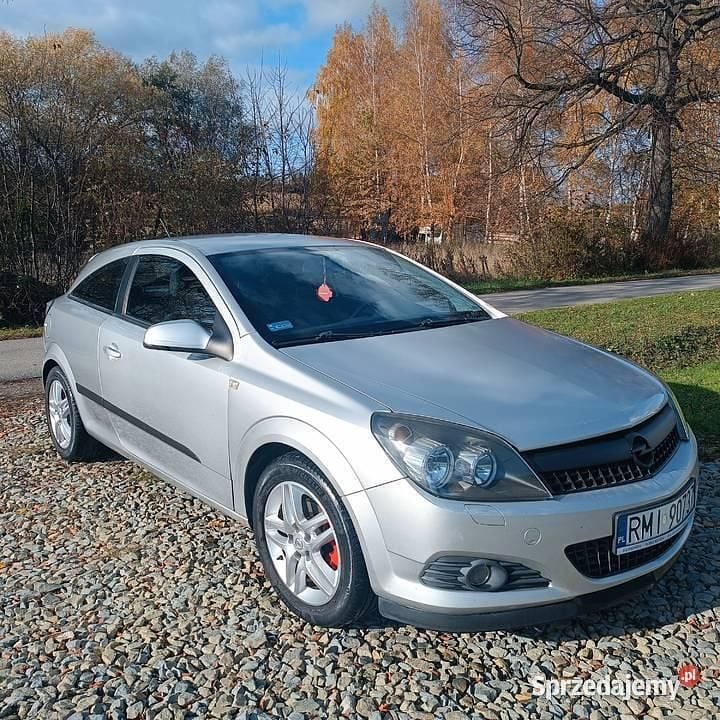 Używany Opel Astra GTC 2007 Srebrny Hatchback