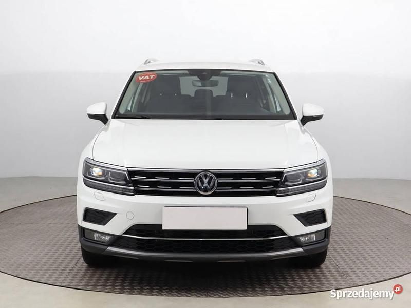 Biały Używany 2018 VW Tiguan Allspace SUV | 95 999 zł (Dość drogi) - Obraz 1/4