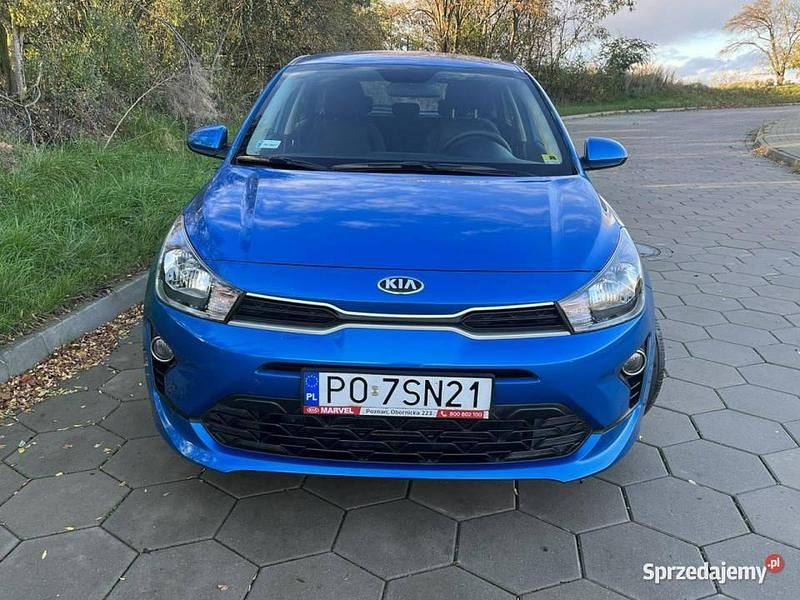 Używany Kia Rio 84 KM (61 kW) 2020 Niebieski Hatchback