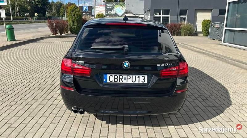 Używany BMW 530 2015 Czarny Kombi