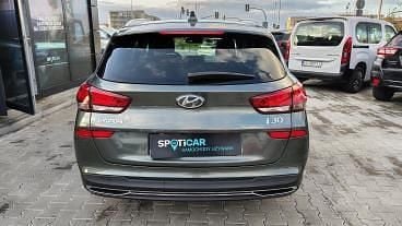 Używany Hyundai i30 Comfort 110 KM (80 kW) 2022 Zielony