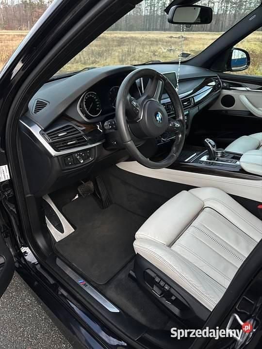 Używany BMW X5 2017 Granatowy SUV