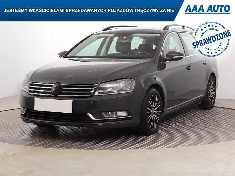 Używany VW Passat 2011 Szary
