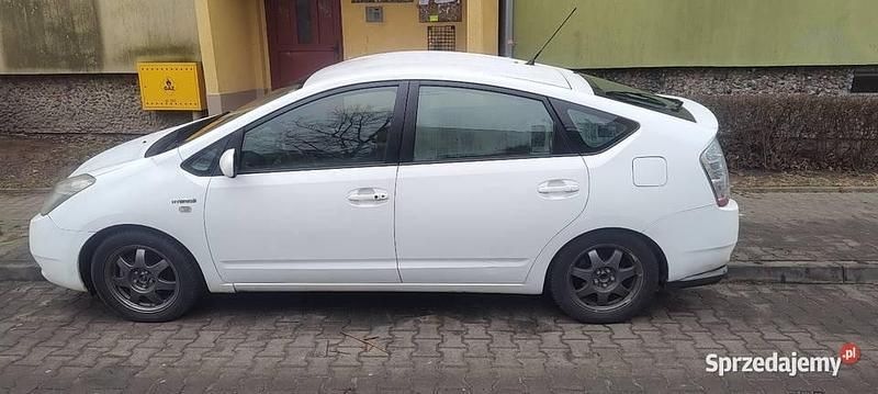 Używany Toyota Prius 2008 Biały Sedan/Limuzyna