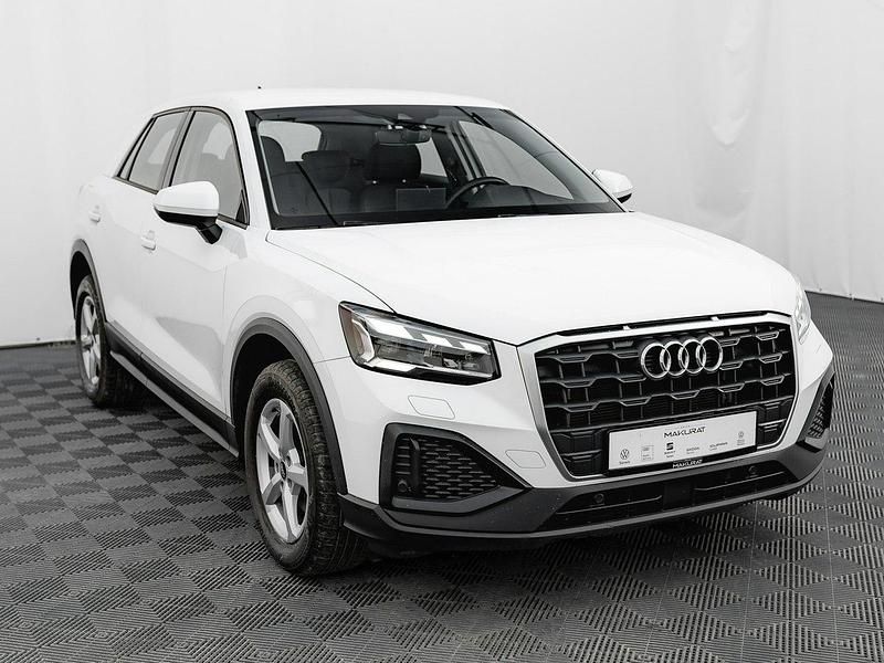 Używany Audi Q2 Comfort 150 KM (110 kW) 2023 Biały SUV