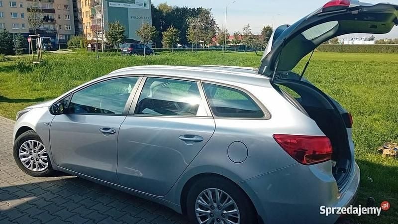 Używany 2015 Kia Ceed 2 Kombi | 39 999 zł (Uczciwa cena) - Obraz 1/4