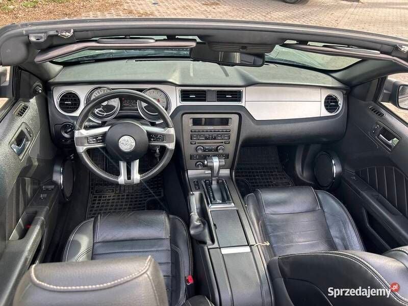 Używany 2010 Ford Mustang GT Van | 78 000 zł - Obraz 1/4