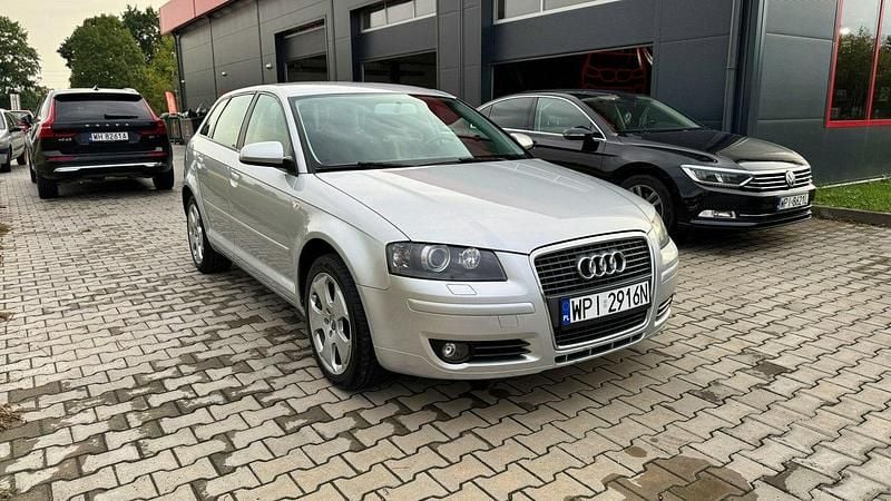 Srebrny (metalik) Używany 2006 Audi A3 Hatchback | 14 900 zł (Dobra cena) - Obraz 1/4