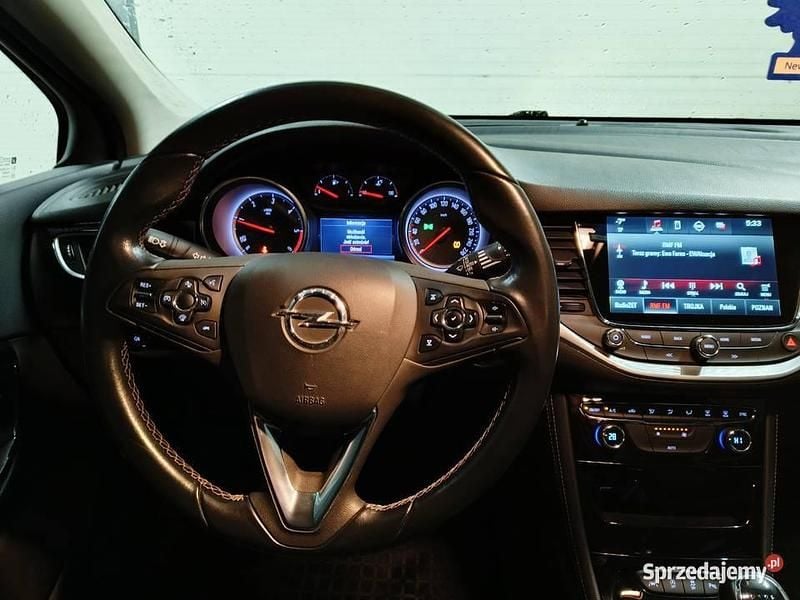 Używany Opel Astra 2016 Grafitowy Hatchback