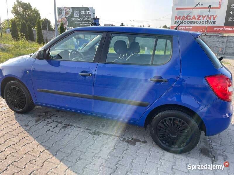 Używany Skoda Fabia 2009 Niebieski Hatchback