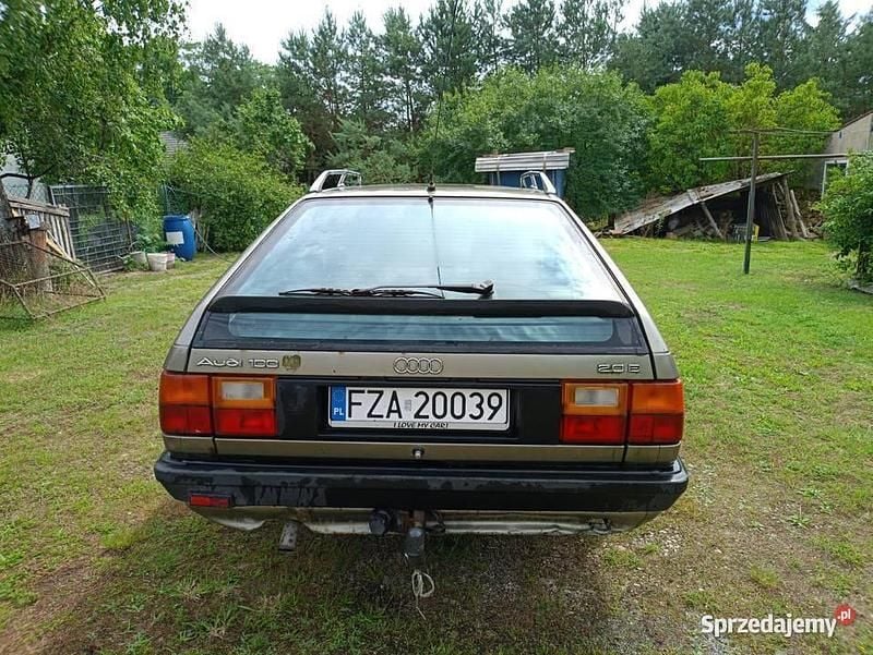 Używany Audi 100 1989 Beżowy Kombi
