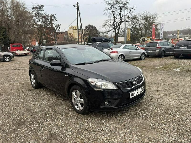 Używany Kia Ceed 2012 Czarny Hatchback