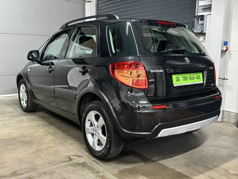 Używany Suzuki SX4 120 KM (88 kW) 2014 Czarny Hatchback
