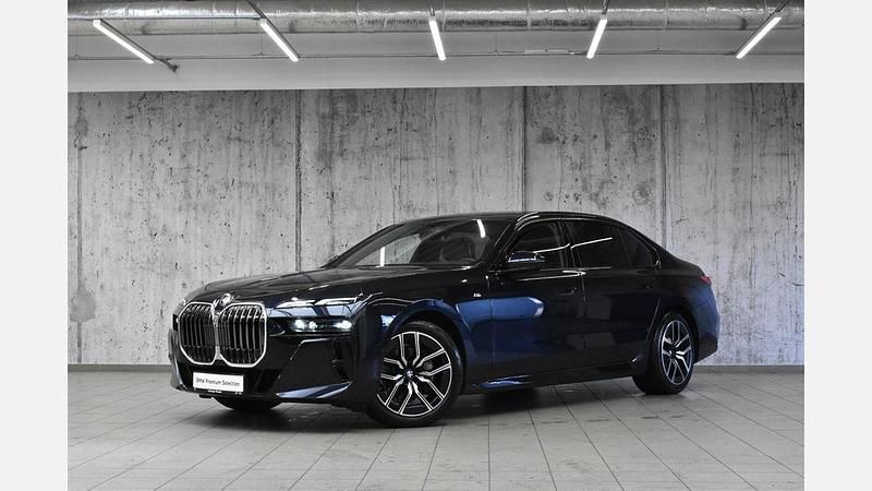 Carbon black metallic metalizowany Używany 2024 BMW 740 Comfort Edition Sedan/Limuzyna | 434 800 zł (Super Cena) - Obraz 1/3